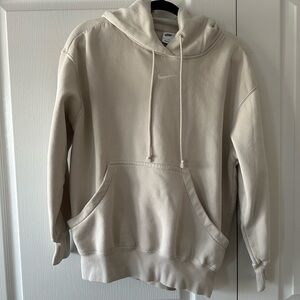 NIKE SPORTSWEAR WOMEN'S PHOENIX FLEECE OVERSIZED PULLOVER - WHITE / SM